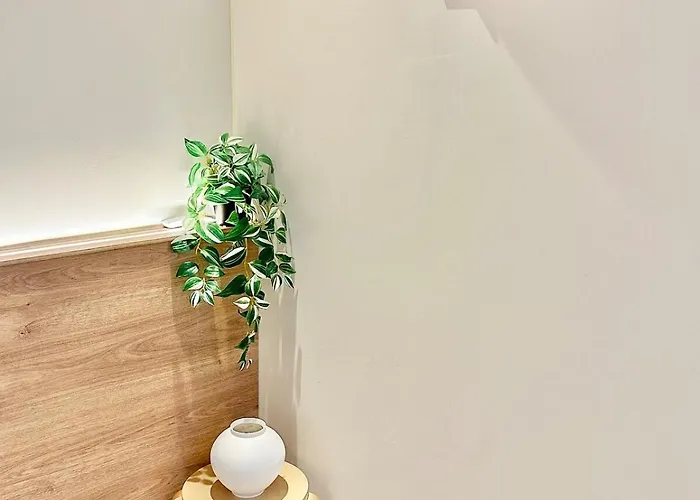 Le Coze Nampo, 2br 3 Queen Bed, 8 Minutes From Station, Maximum 6 People Appartement Busan