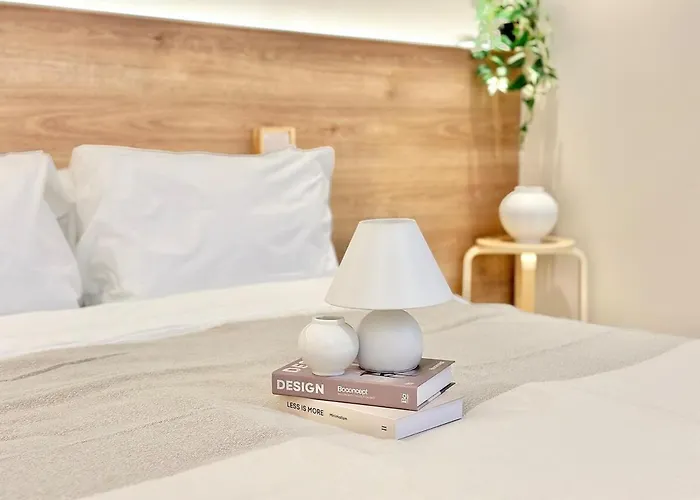 Appartement Le Coze Nampo, 2br 3 Queen Bed, 8 Minutes From Station, Maximum 6 People Busan